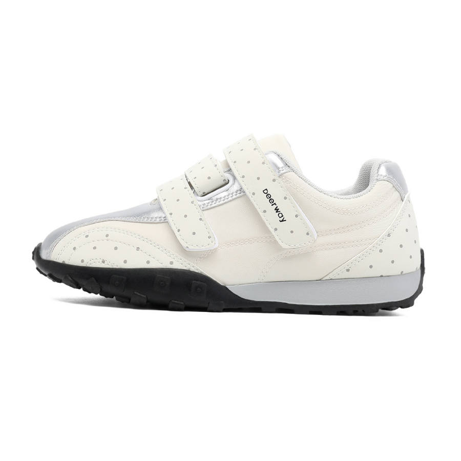 DEERWAY Low top Casual Shoes Women's Beige Silver