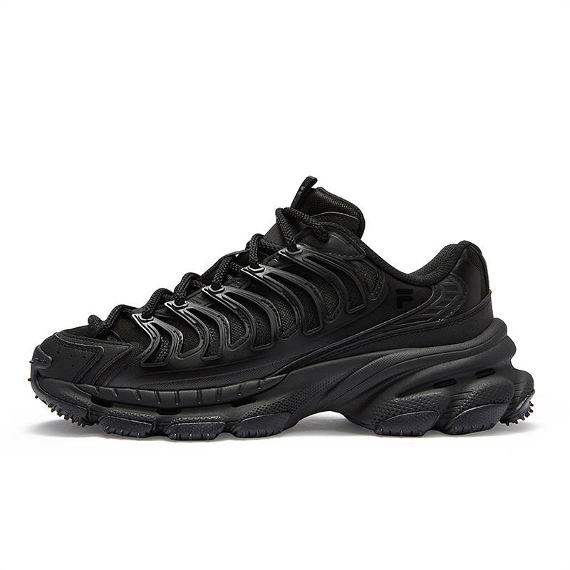 FILA FUSION BRACKET Low top Casual Shoes Women's Black