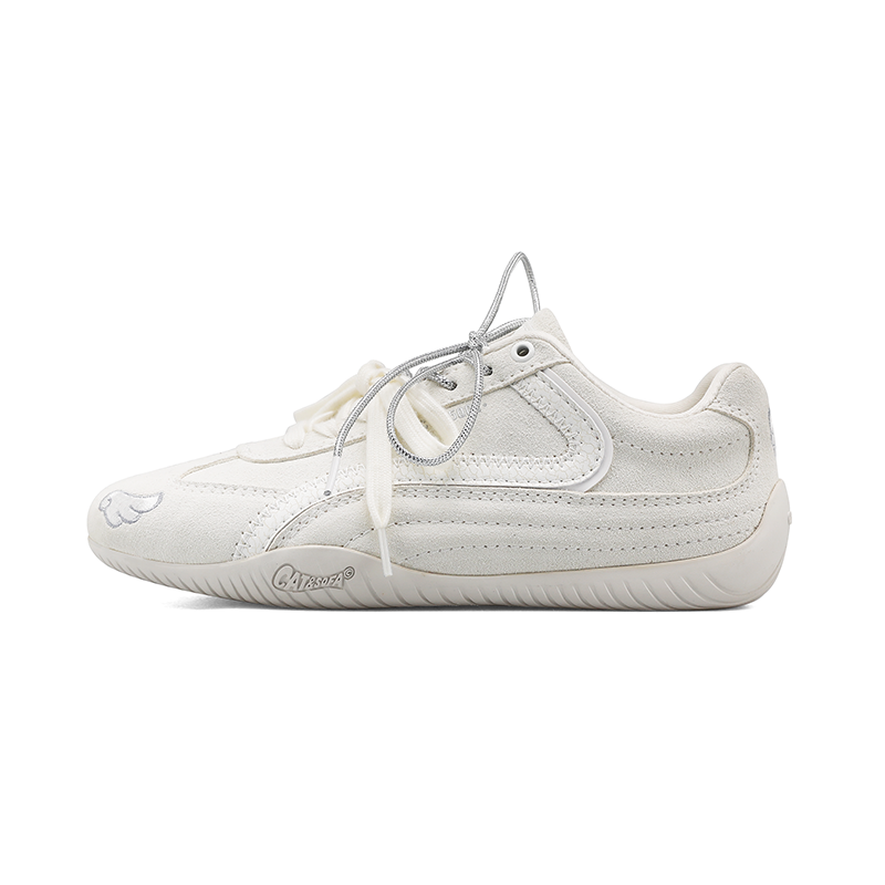 Cat&Sofa Abrasion Resistant Slip Resistant Low top Casual Shoes Unisex White Angel Wings