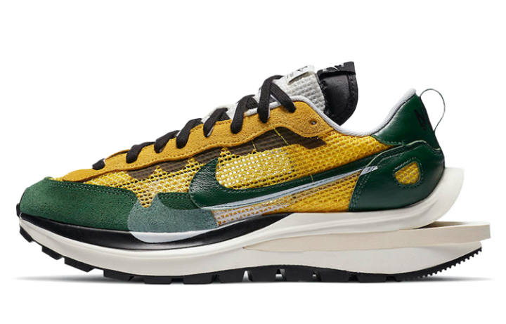 Nike Nike X Sacai VaporWaffle 'Tour Yellow'