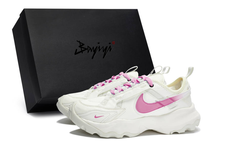 Nike Nike TC 7900 Slip Resistant Abrasion Resistant Low top Casual Shoes Women's Sail White Rose Red