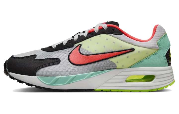 Nike Nike Air Max Solo Hot Punch