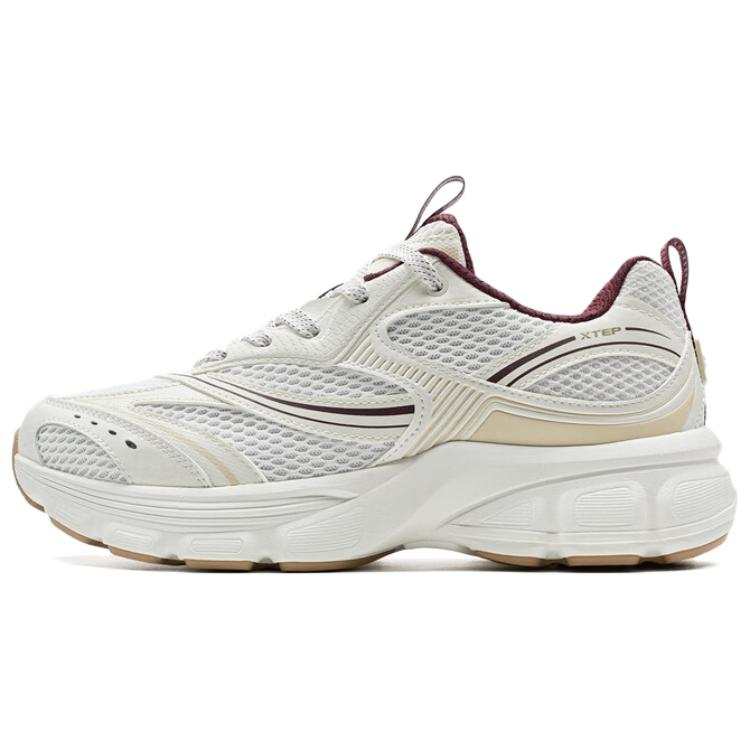 XTEP Slip Resistant Abrasion Resistant Low top Casual Shoes Men's White Beige Red