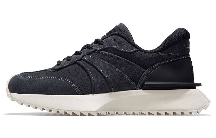 Palladium Pallavortex Jogger Leather Slip Resistant Abrasion Resistant Slip Resistant Abrasion Resistant Low top