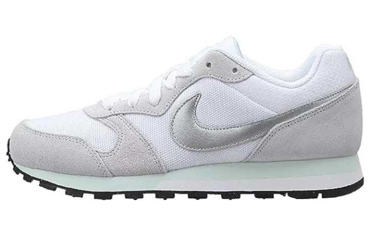Nike Nike MD Runner 2 Sports Slip Resistant Low top Casual Shoes Women's White