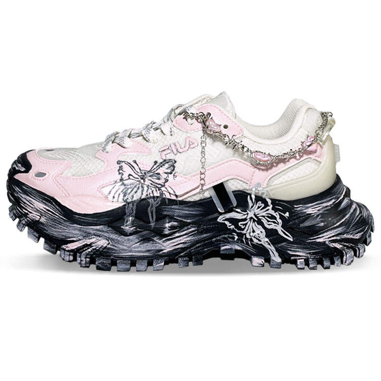 FILA FUSION Bianco Textile, Synthetic Leather Slip Resistant Abrasion Resistant Low top Casual Shoes Women's White Pink