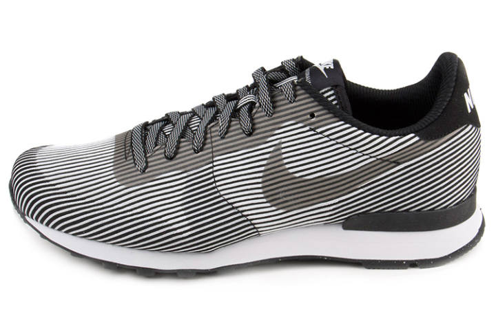 Nike Nike Internationalist Kjcrd M Qs Black Black White