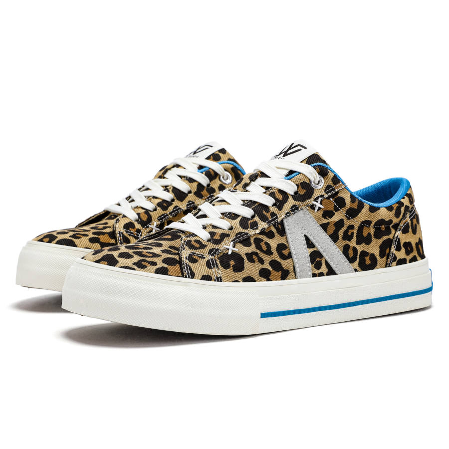 WHITE SANDS Skateboard Shoes Unisex Leopard Print Blue