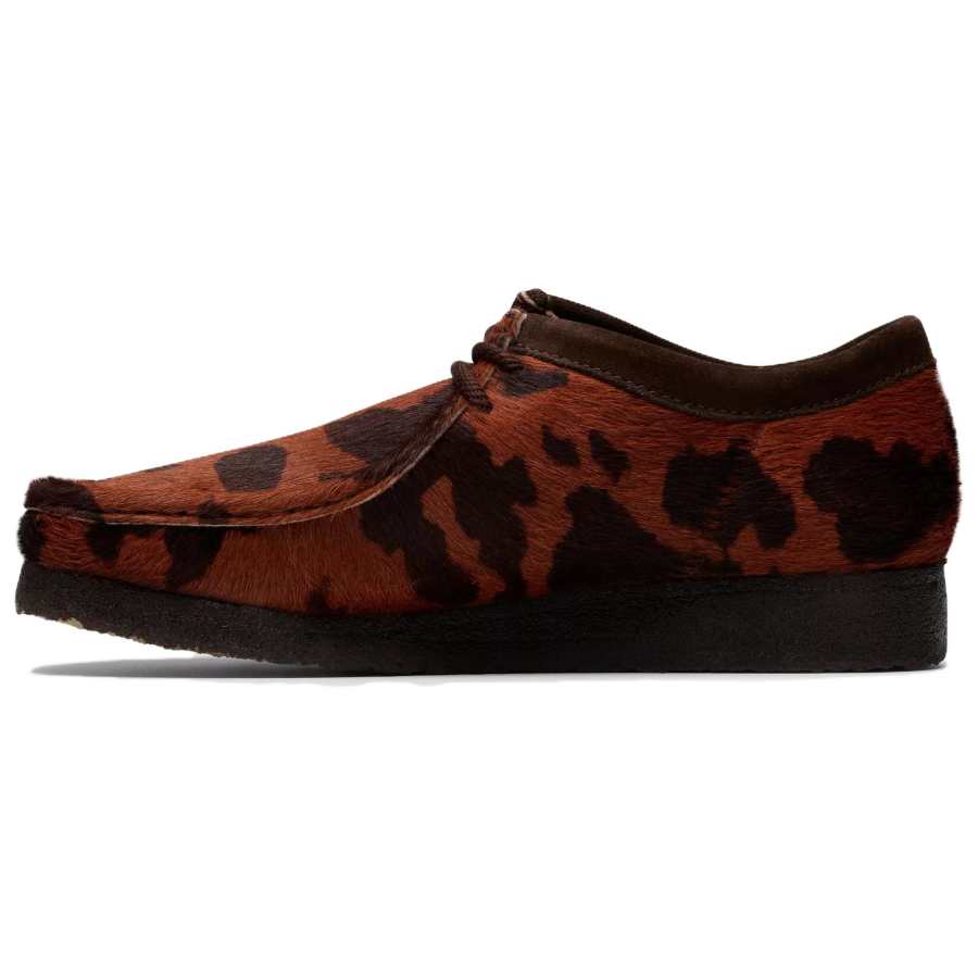 Clarks Wallabee Casual Shoes Men's Brown Black