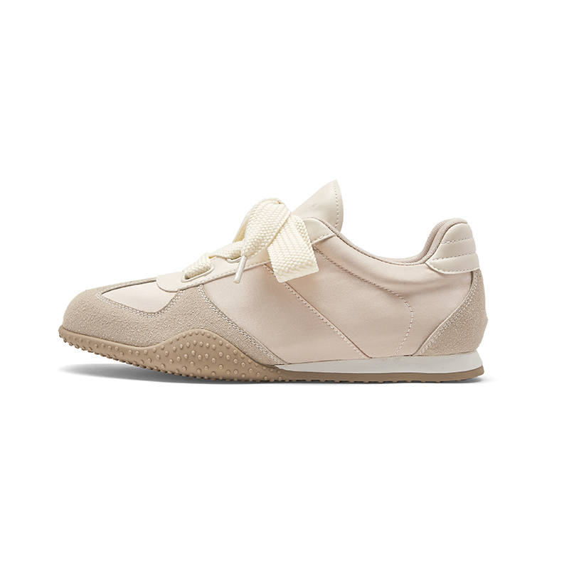 TOOMANYSHOES Butterfly Musical Note Low top Casual Shoes Women's