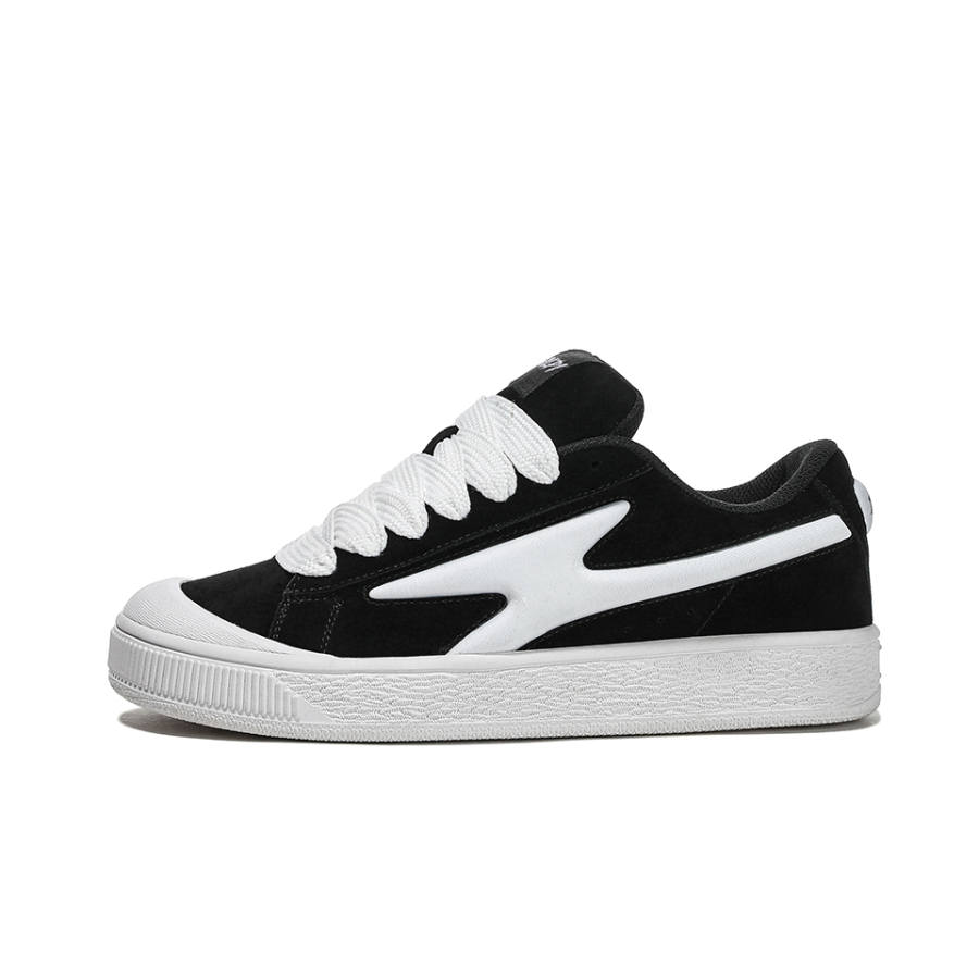 DILPI Slip Resistant Abrasion Resistant Slip Resistant Abrasion Resistant Low top Skateboard Shoes Unisex White Black