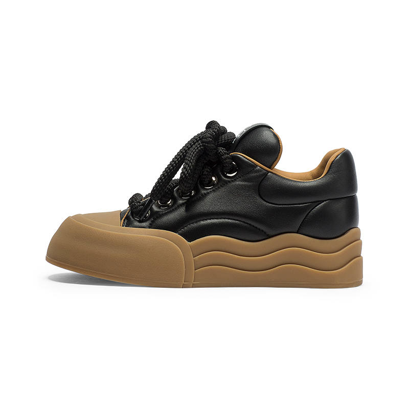 Coup De Foudre Low top Skateboard Shoes Women's