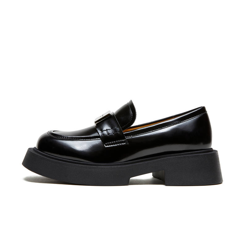 AQUASCUTUM Loafers Women's Black
