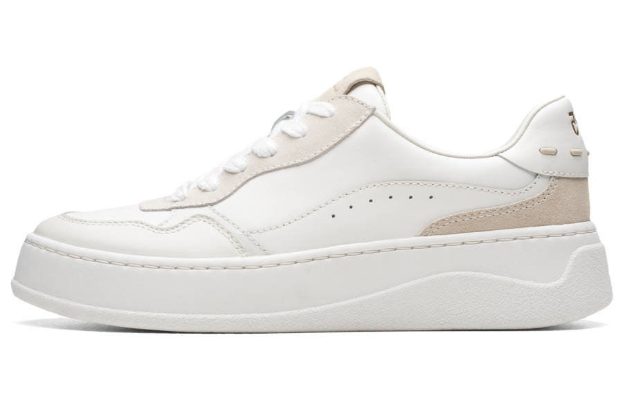 Clarks Lightweight Collection Low top Skateboard Shoes Women's White