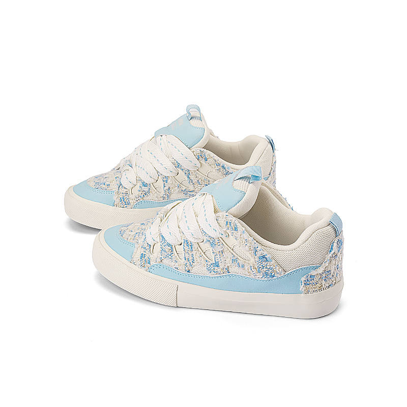 MINISO Low top Skateboard Shoes Women's Sky Blue