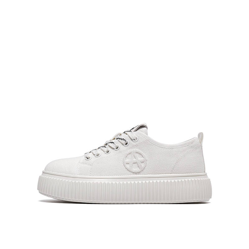 Acupuncture Height Increasing Abrasion Resistant Lightweight Slip Resistant Low top Skateboard Shoes Women's