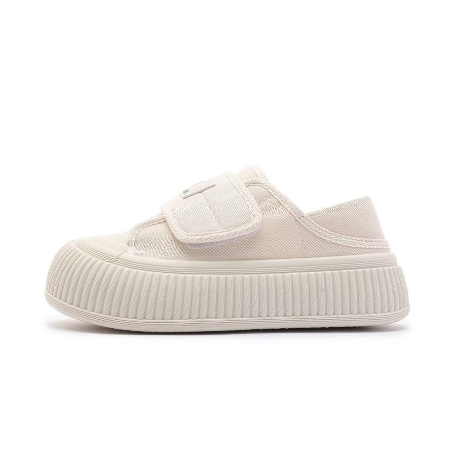 PAUL FRANK Coverage Abrasion Resistant Lightweight Breathable Slip Resistant Low top Skateboard Shoes Women's Beige