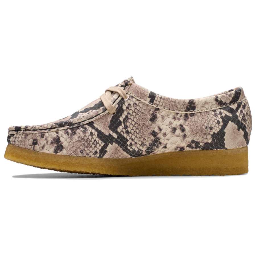 Clarks snake leather wallabee shoes Women's