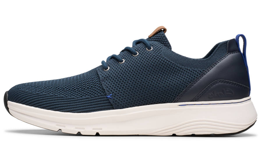 Clarks Low top Casual Shoes Men's Blue
