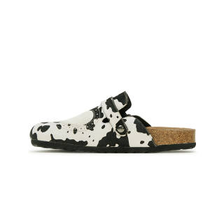 CONP Cow Leather Closed Toe Slippers Unisex Cow Milk
