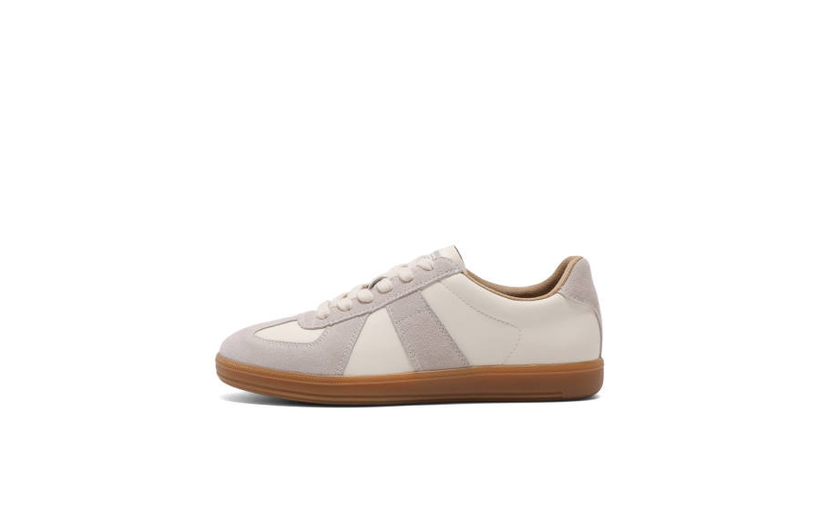 BELLE Slip Resistant Slip Resistant Low top Skateboard Shoes Women's