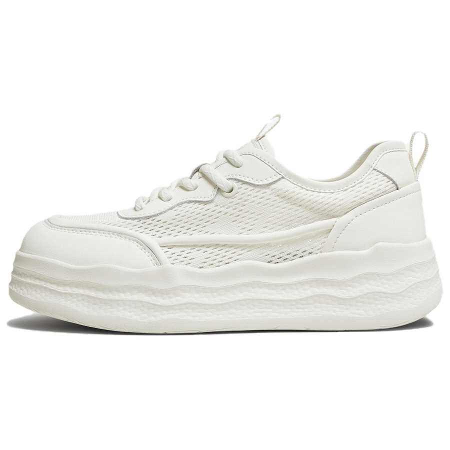 Tata Fabric Low top Skateboard Shoes Women's