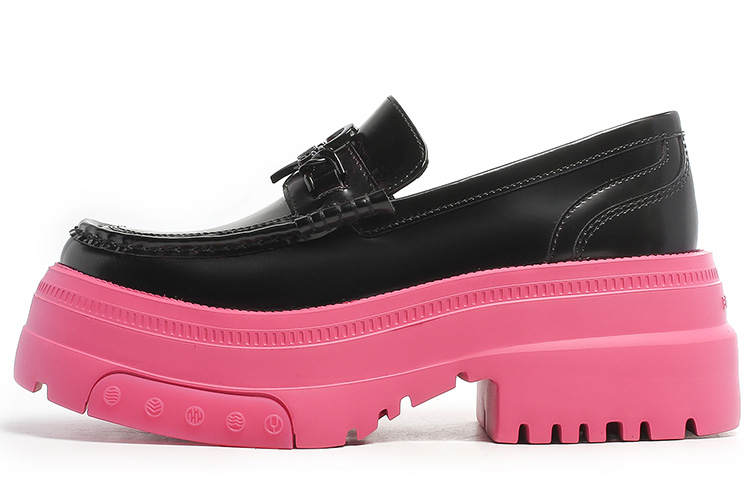 BLOCCO5 Women's Spring Summer Casual Fashion & Color Metal Heart Embellished Loafers For Commute Leather