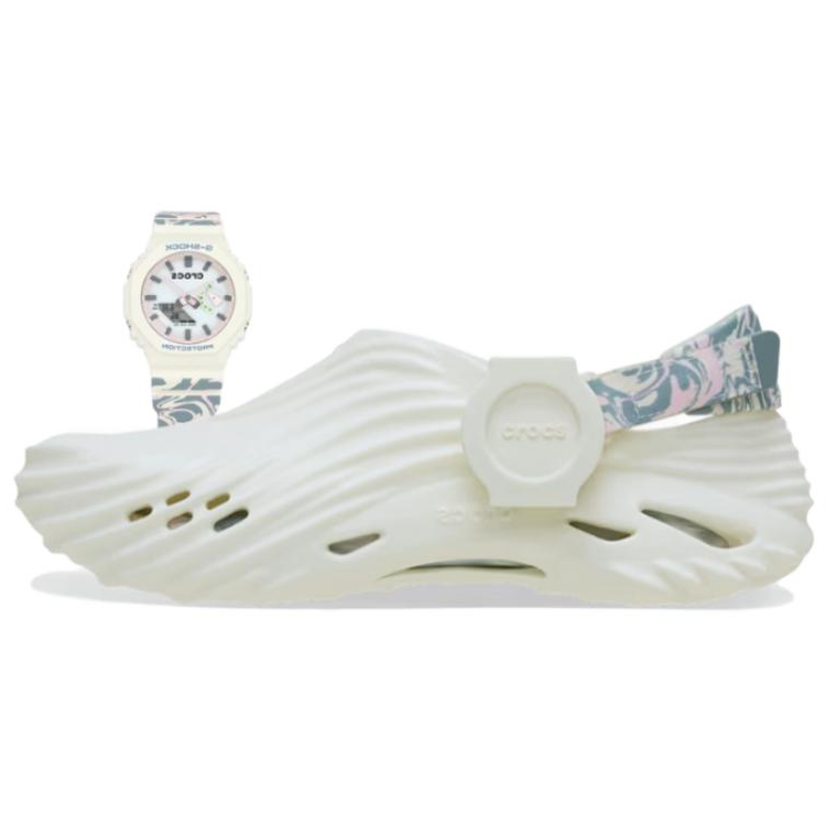 Crocs G SHOCK x Crocs Echo Wave Clogs Unisex Beige