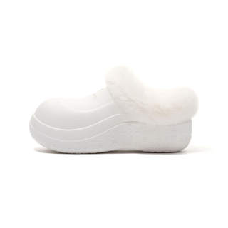 TRAPAR WAVES SS25 Plush Chef Shoes Fleece Lined Outerwear Closed Toe Slippers Women's White