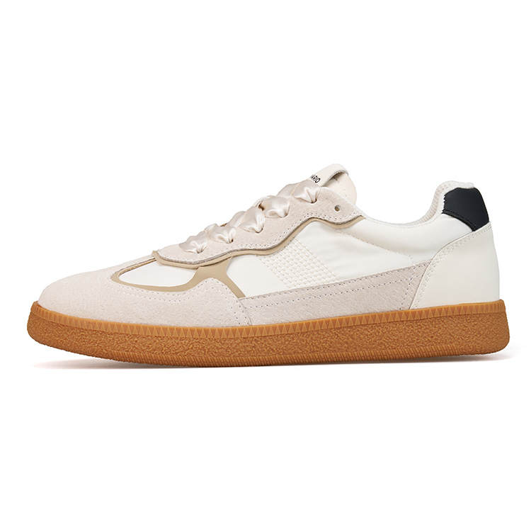 Joy&Mario Synthetic Leather Lightweight Height Increasing Low top Skateboard Shoes Women's