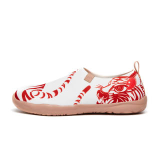 U.IN Painted Travel Shoes Toledo 1 Year Of The Dragon Red Collection Casual Shoes Women's