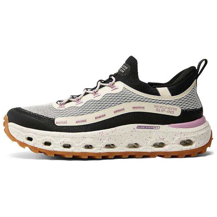 Skechers GLIDE STEP At Low top Casual Shoes Women's Beige Black