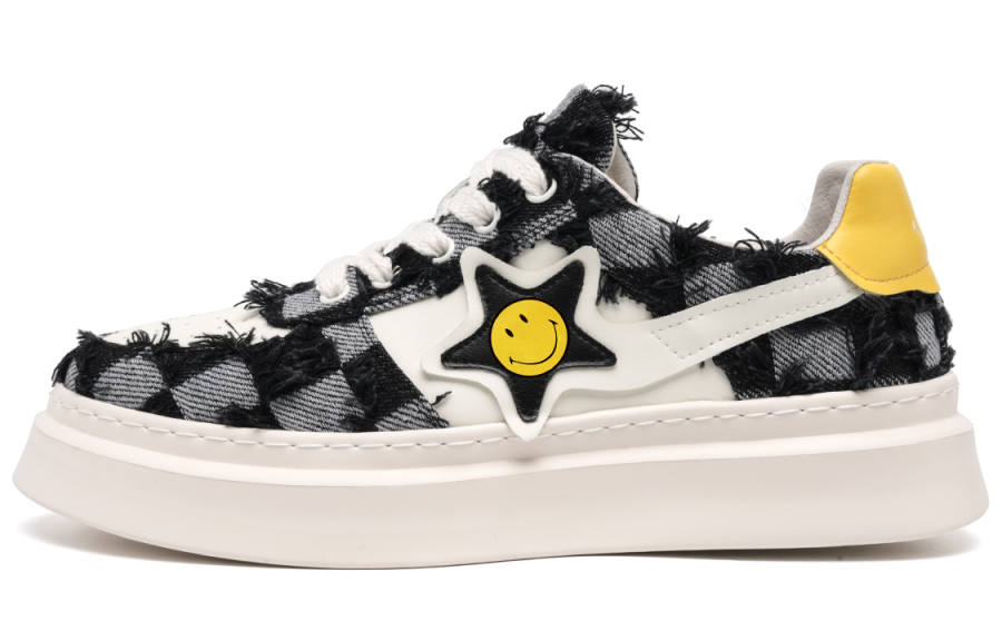 SMILEY SMILEY Fabric Stylish Skateboarding Shoes Men's