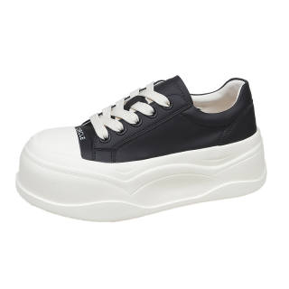 SHUAIPAOYANG Microfiber Leather Slip Resistant Low top Casual Shoes Women's