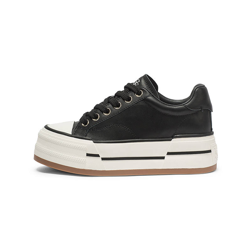 Coup De Foudre Low top Skateboard Shoes Women's