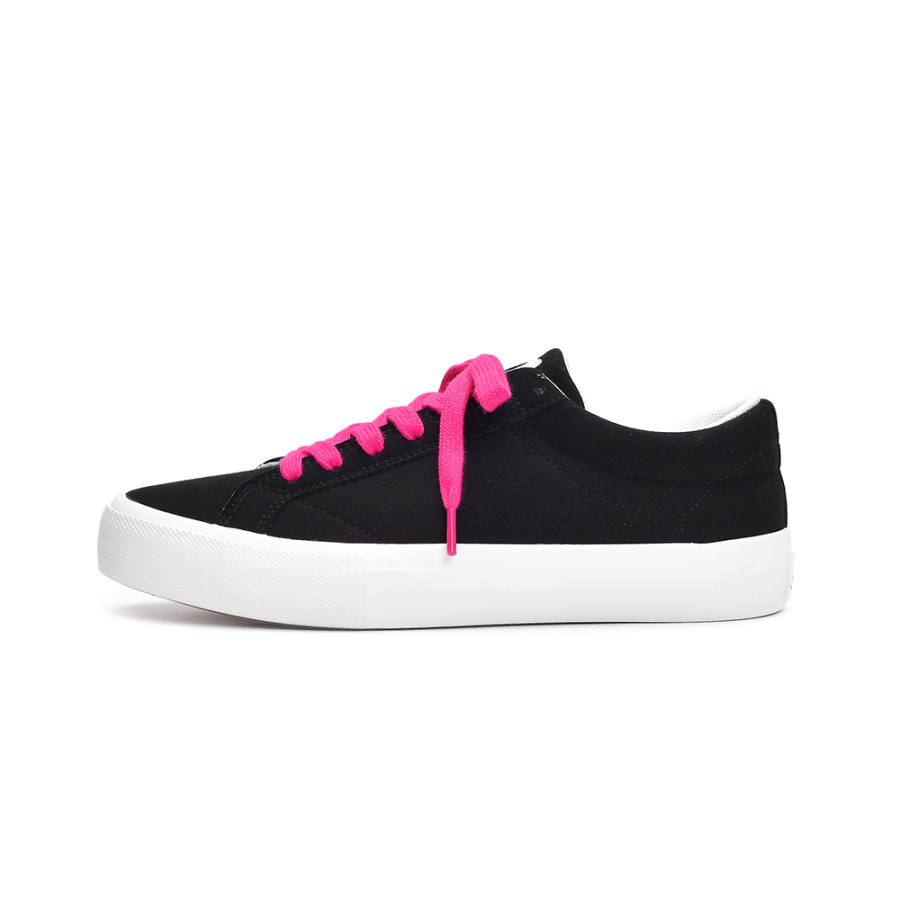 OAON Slip Resistant Cushioning Impact Resistance Abrasion Resistant Breathable Low top Skateboard Shoes Unisex Black