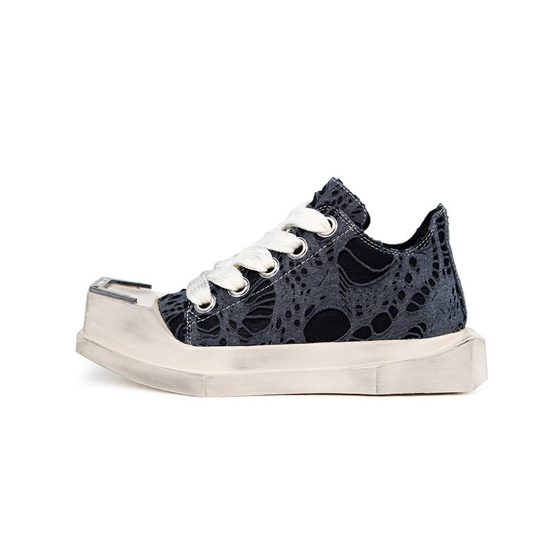 ANCIENT FOSSIL Low top Skateboard Shoes Unisex Black
