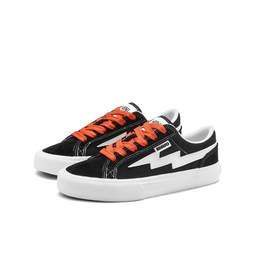 MINISO Skateboard Shoes Unisex Low Top Black White Gold