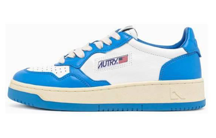 AUTRY Leather Slip Resistant Slip Resistant Low top Skateboard Shoes Women's Light Blue