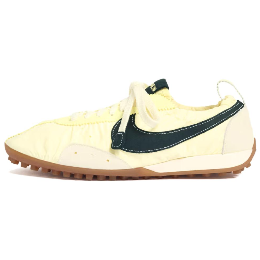 Nike Nike x Jacquemus Low top Casual Shoes Women's Ecru