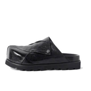 HUANXIANGZHE EVA No Special Function Closed Toe Slippers Unisex Black
