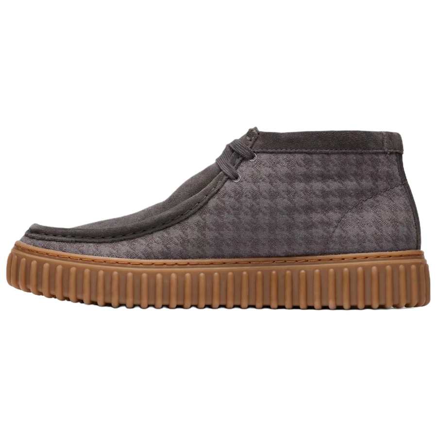 Clarks Torhill Hi Suede Ankle Boots Men's Gray