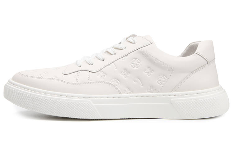Satchi Low top Stylish Skateboarding Shoes Men's White