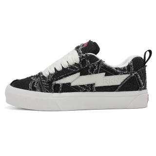LIGHTNING PANDA Low top Couple Skate Shoes Unisex