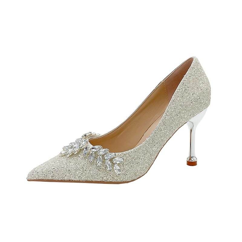 CHILI Slim Heel High Heels Women's Moon Silver