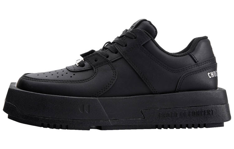 CHOCO CONCERT Top Grain Cow Leather Low Top Stylish Skateboarding Shoes Unisex The Night Is Foggy And Dark