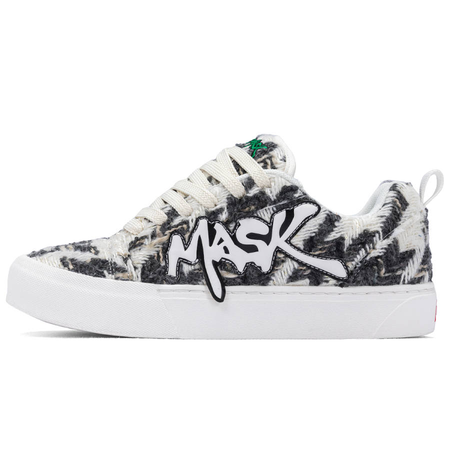 Ghost Mask Low top Skateboard Shoes Men's