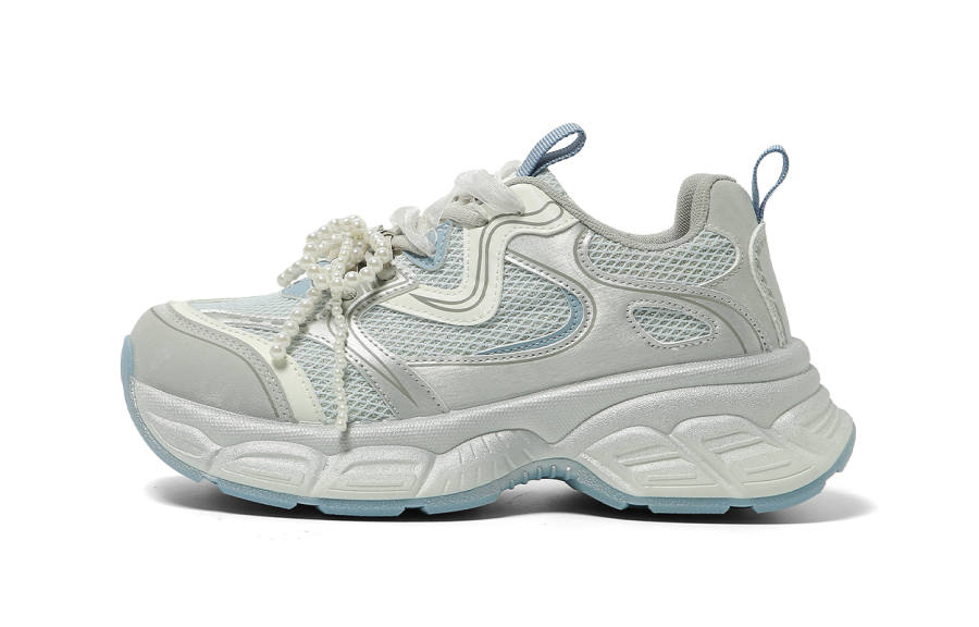 FOREVER 21 Slip Resistant Abrasion Resistant Low top Chunky Sneakers Women's Blue