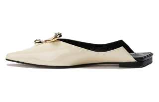 YUUL YIE Leather Closed Toe Slippers Women's Beige Black