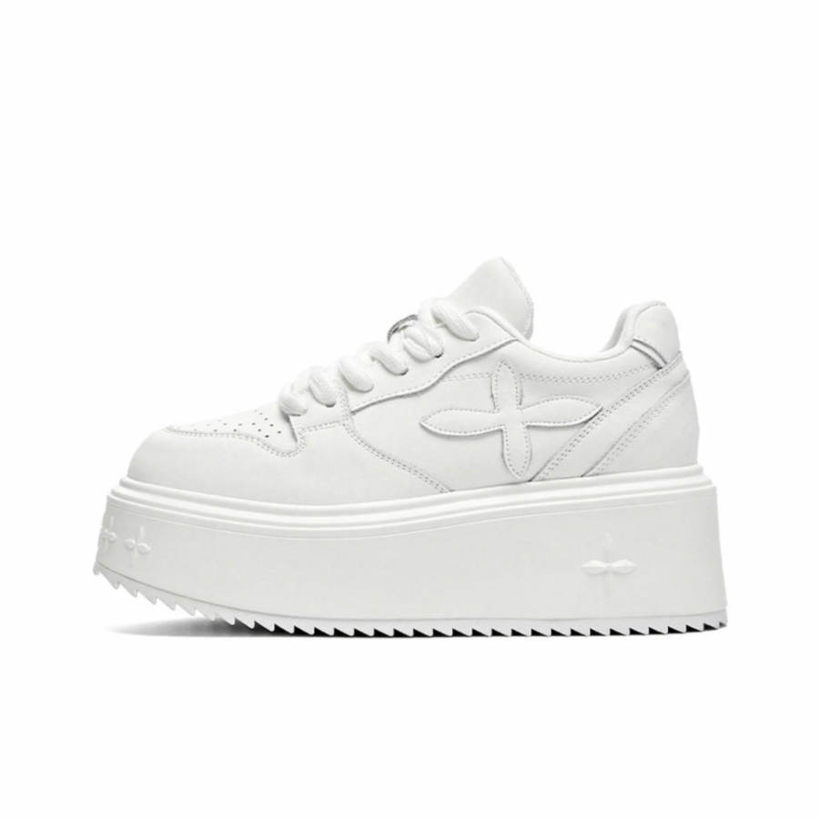 MAOQIXUN Slip Resistant Abrasion Resistant Slip Resistant Abrasion Resistant Low top Skateboard Shoes Women's White